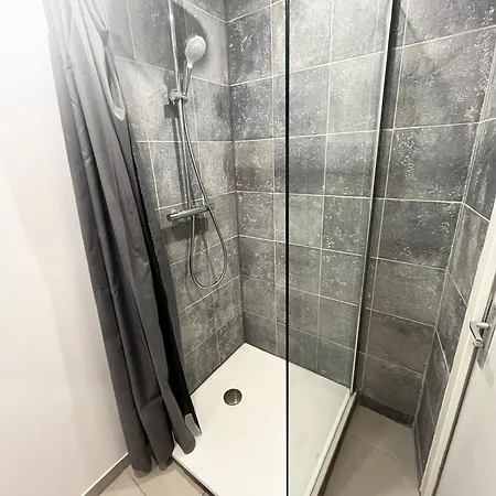 Apartment Grand - 5min Plages & Gare & Palais Des Festivals - Climatisation Cannes